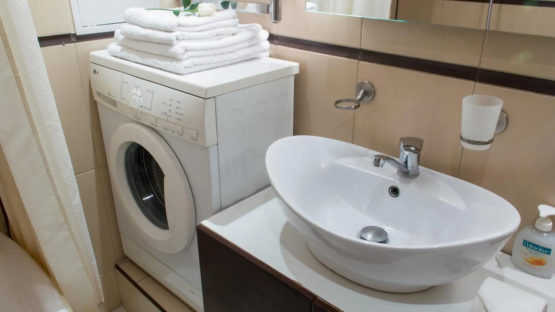 Alex Apartments Near Kreshatik St Ukraine