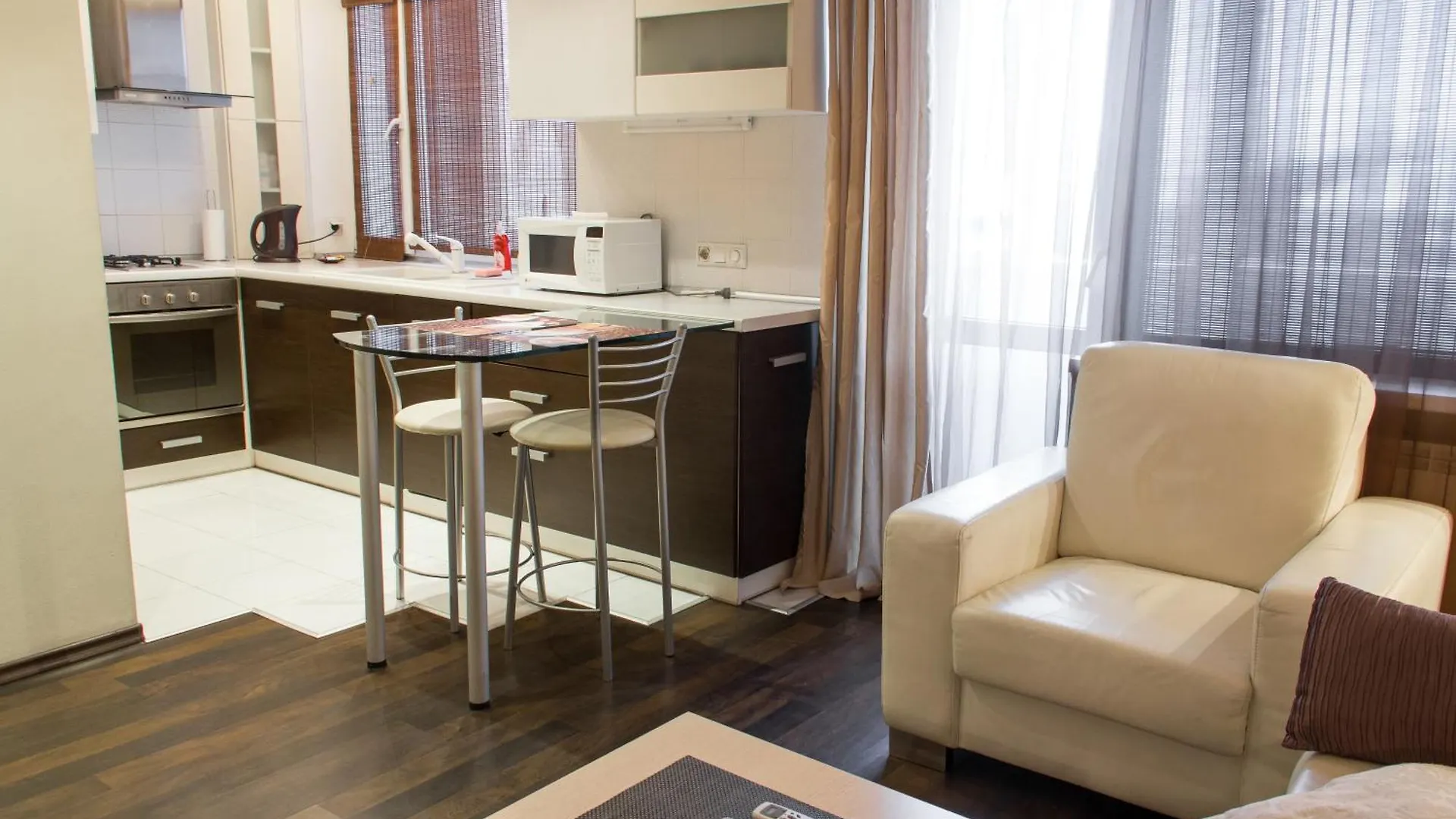 Alex Apartments Near Kreshatik St Ukraine