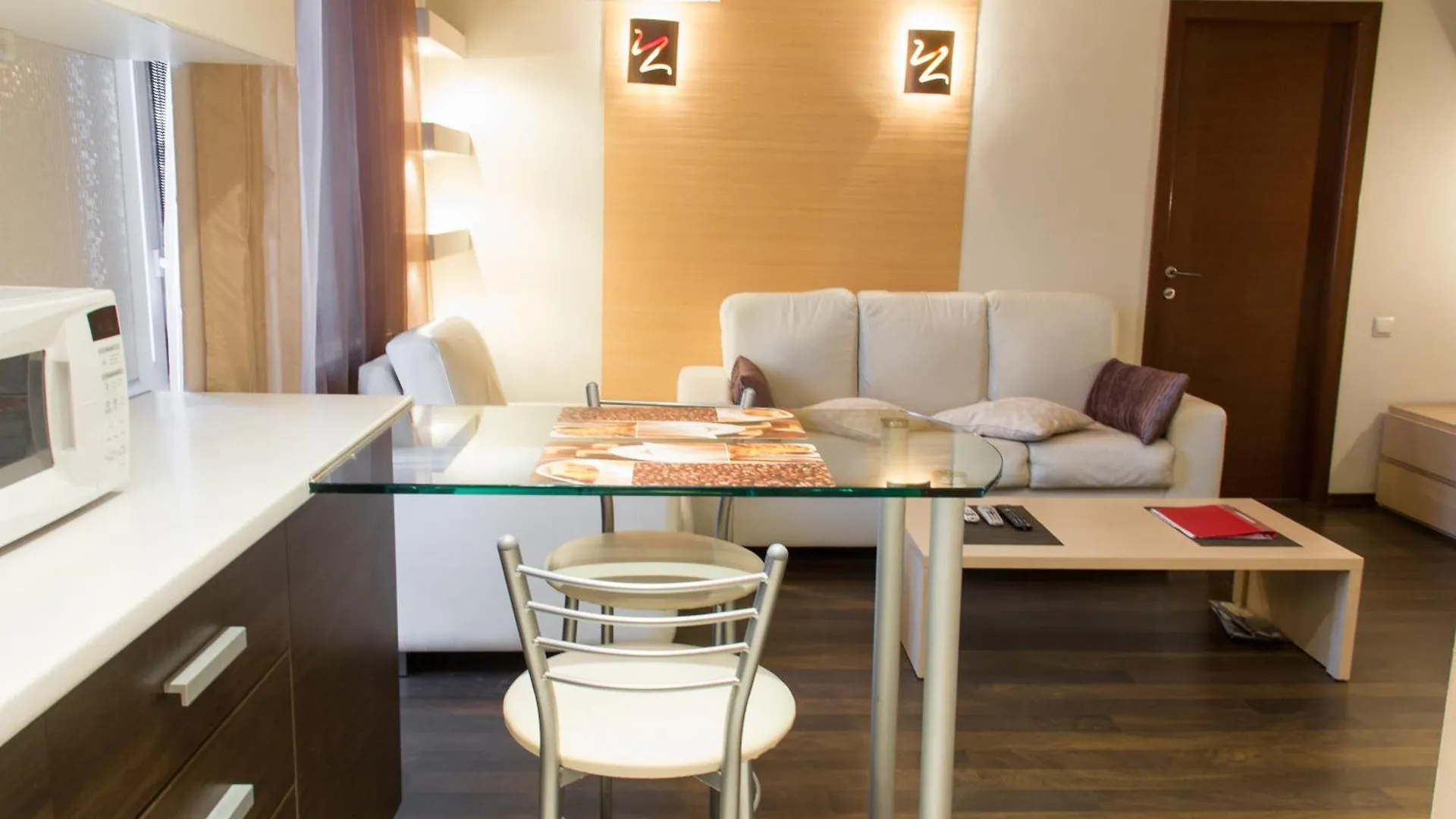 Alex Apartments Near Kreshatik St Ukraine